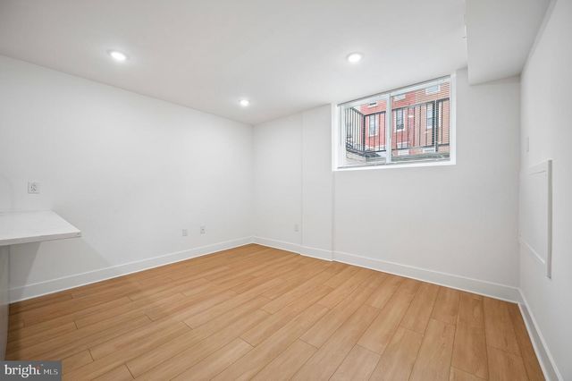 612 N 39TH ST, Philadelphia, PA 19104