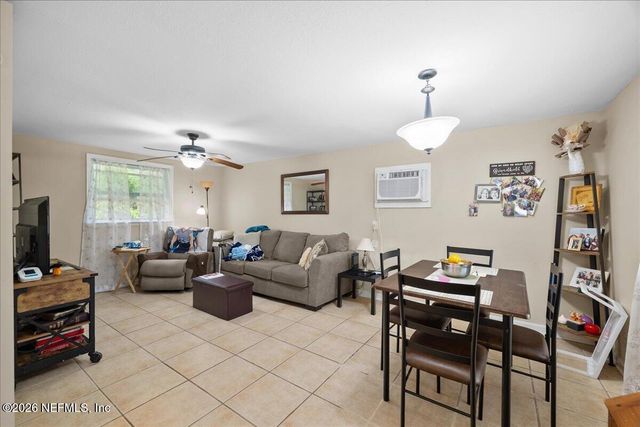 111 HOLLY Drive, Florahome, FL 32140