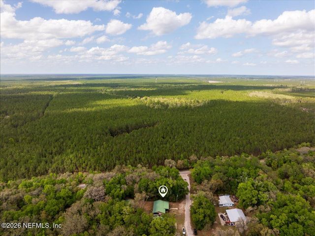 111 HOLLY Drive, Florahome, FL 32140