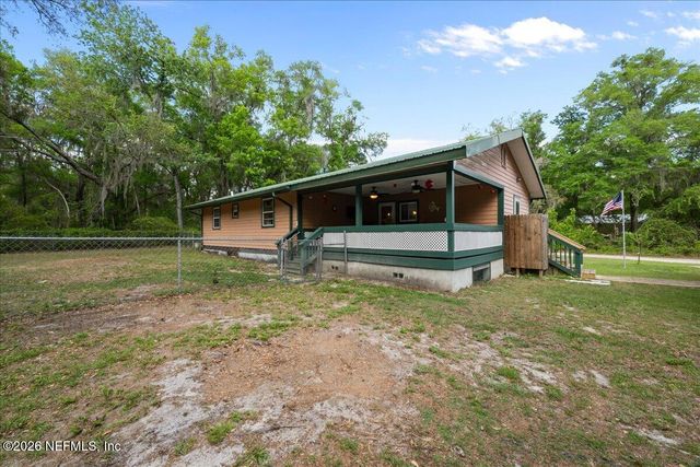 111 HOLLY Drive, Florahome, FL 32140