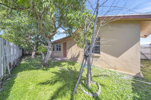 10308 Welleby Isles Lane, Sunrise, FL 33351