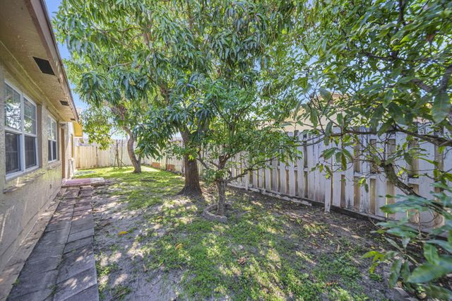 10308 Welleby Isles Lane, Sunrise, FL 33351