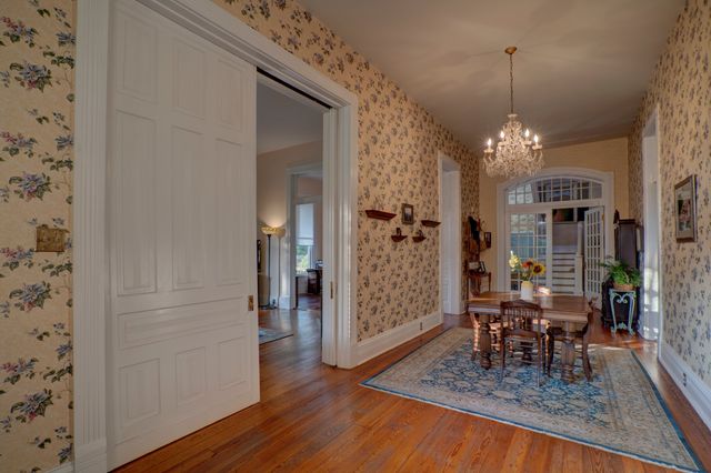 305 4th Ave, S, Franklin, TN 37064