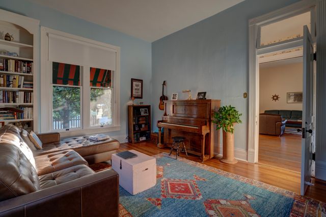 305 4th Ave, S, Franklin, TN 37064