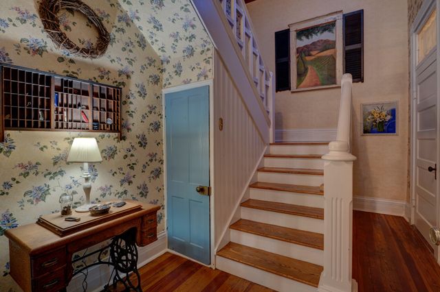 305 4th Ave, S, Franklin, TN 37064