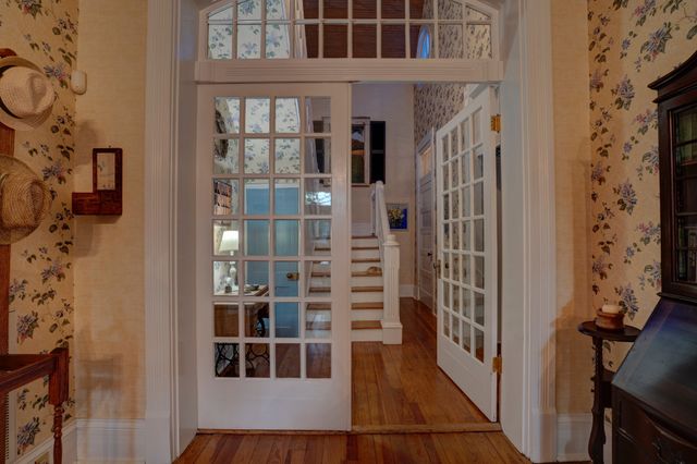 305 4th Ave, S, Franklin, TN 37064