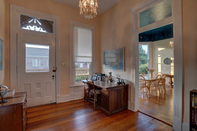 305 4th Ave, S, Franklin, TN 37064