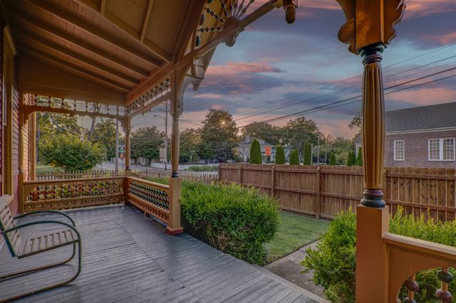 305 4th Ave, S, Franklin, TN 37064