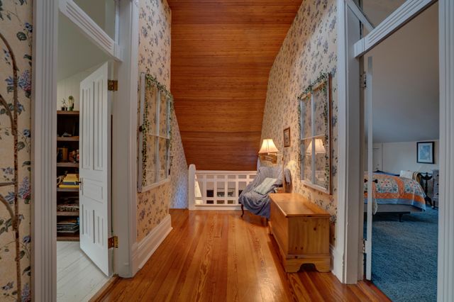 305 4th Ave, S, Franklin, TN 37064