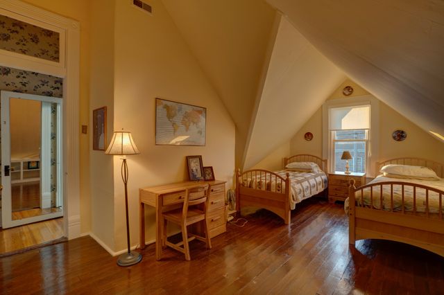 305 4th Ave, S, Franklin, TN 37064