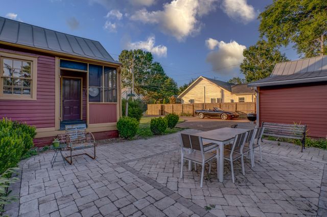 305 4th Ave, S, Franklin, TN 37064