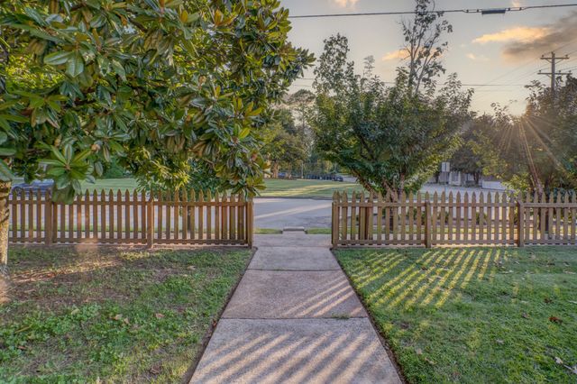 305 4th Ave, S, Franklin, TN 37064