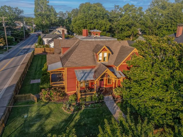 305 4th Ave, S, Franklin, TN 37064