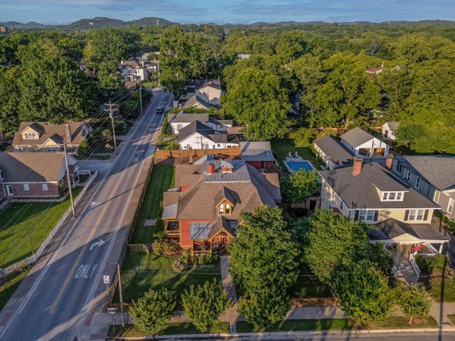 305 4th Ave, S, Franklin, TN 37064