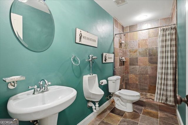 5609 Vinings Place Trail SE, Mableton, GA 30126