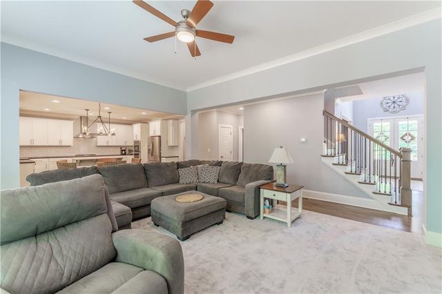 4549 Broadwell Circle, Flowery Branch, GA 30542