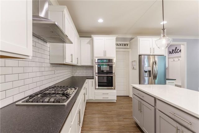 4549 Broadwell Circle, Flowery Branch, GA 30542
