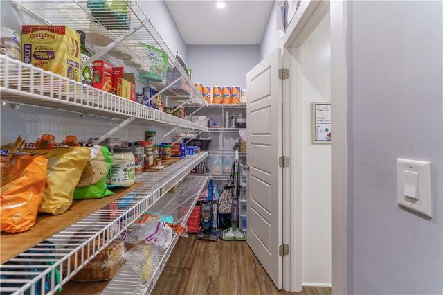 4549 Broadwell Circle, Flowery Branch, GA 30542