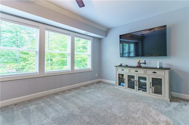 4549 Broadwell Circle, Flowery Branch, GA 30542
