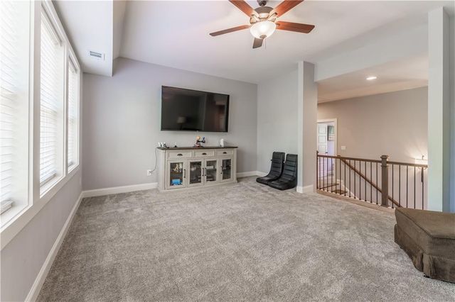 4549 Broadwell Circle, Flowery Branch, GA 30542