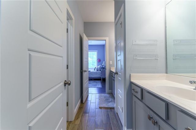 4549 Broadwell Circle, Flowery Branch, GA 30542