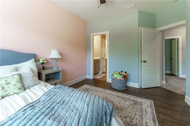 4549 Broadwell Circle, Flowery Branch, GA 30542
