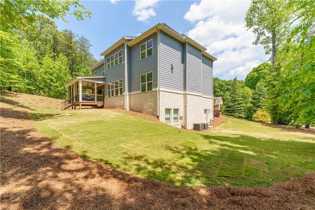 4549 Broadwell Circle, Flowery Branch, GA 30542