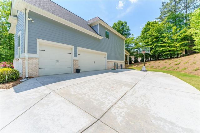 4549 Broadwell Circle, Flowery Branch, GA 30542