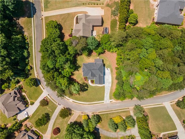 4549 Broadwell Circle, Flowery Branch, GA 30542