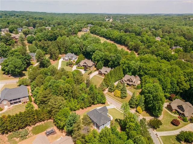 4549 Broadwell Circle, Flowery Branch, GA 30542