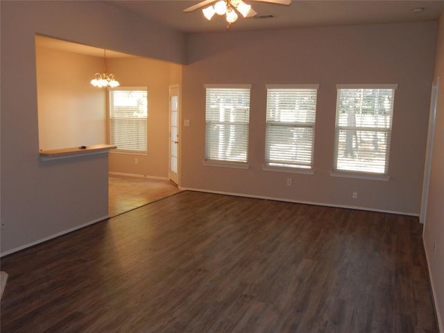 272 Mesa Street, Conroe, TX 77316