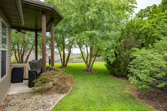 1705 BALLENTINE LN, Columbia, MO 65201