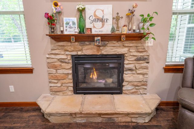 1705 BALLENTINE LN, Columbia, MO 65201