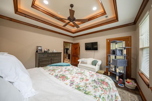 1705 BALLENTINE LN, Columbia, MO 65201
