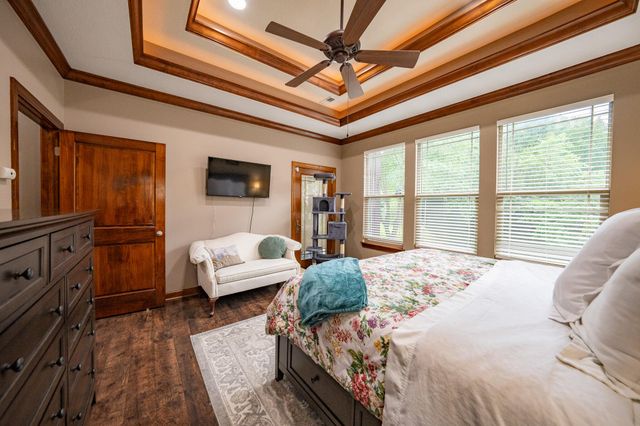 1705 BALLENTINE LN, Columbia, MO 65201
