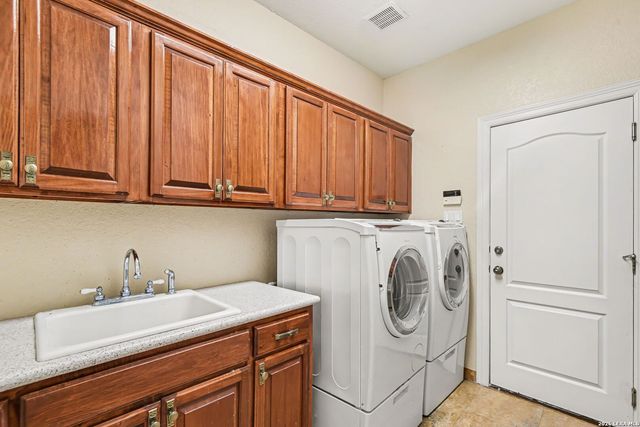 2018 Winding Vw, San Antonio, TX 78260