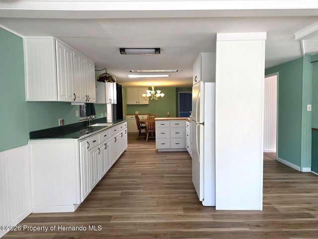 7606 Dinsmore Street, Brooksville, FL 34613