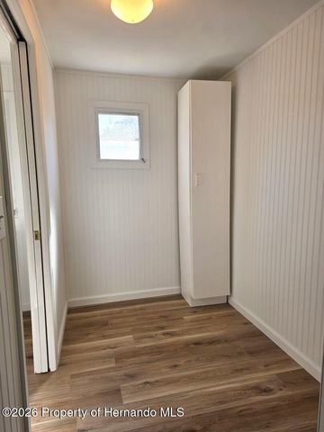 7606 Dinsmore Street, Brooksville, FL 34613