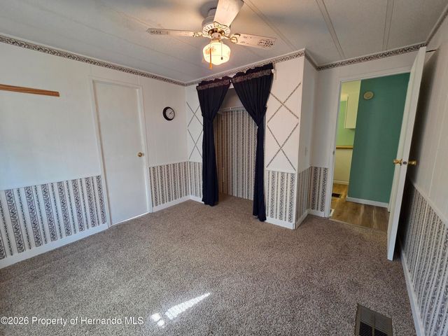 7606 Dinsmore Street, Brooksville, FL 34613