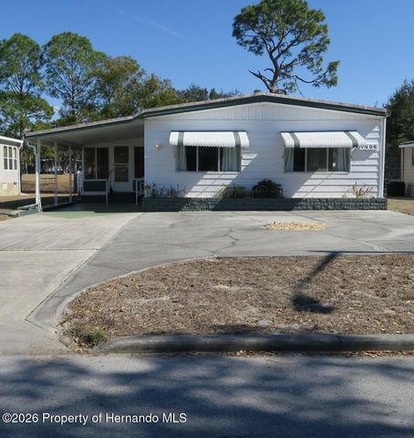 7606 Dinsmore Street, Brooksville, FL 34613