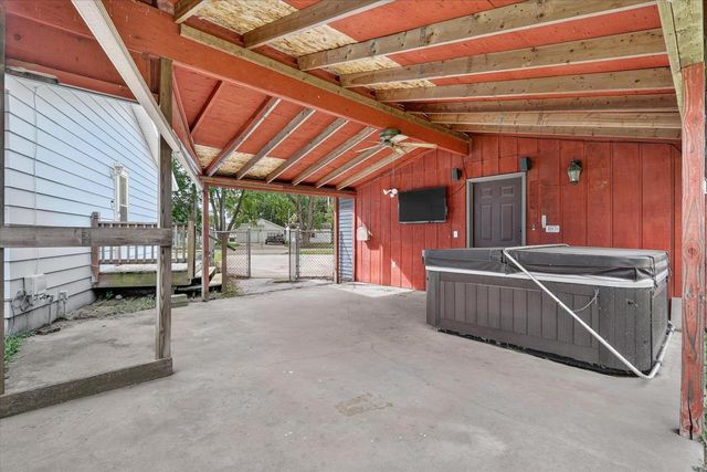 1965 Robin Road, Beloit, WI 53511