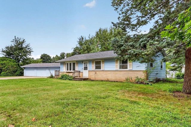 1965 Robin Road, Beloit, WI 53511