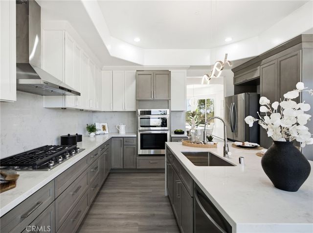 1094 Hillcrest View Lane, Fallbrook, CA 92028