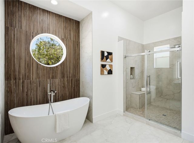 1094 Hillcrest View Lane, Fallbrook, CA 92028