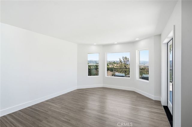 1094 Hillcrest View Lane, Fallbrook, CA 92028