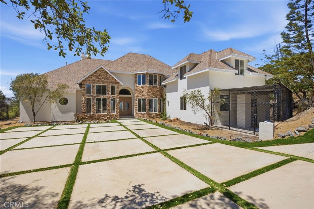 1094 Hillcrest View Lane, Fallbrook, CA 92028