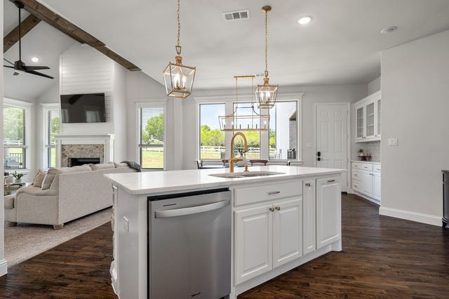 985 Dyer, Bartonville, TX 76226
