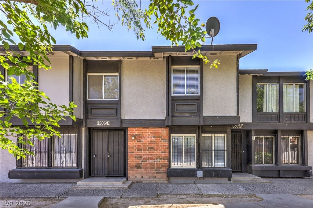 3505 Mercury Street E, North Las Vegas, NV 89030
