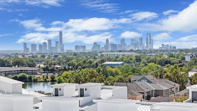 2805 McCurdy ST 4, Austin, TX 78723