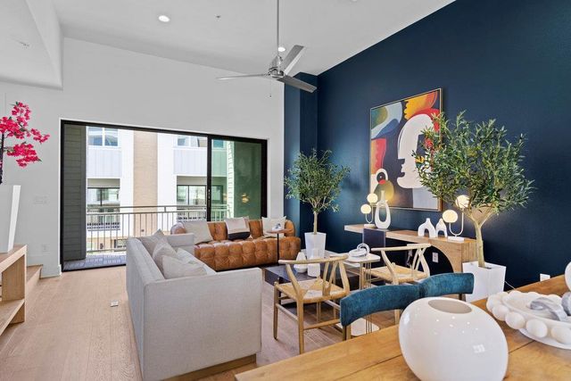 2805 McCurdy ST 4, Austin, TX 78723